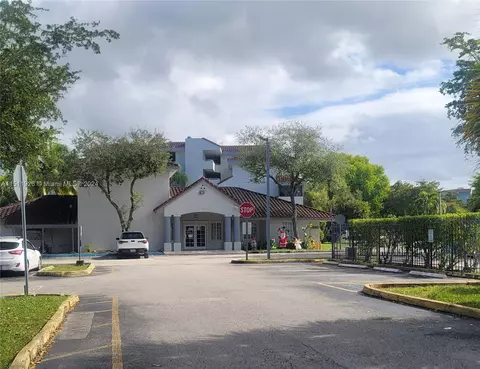 8365 SW 152nd Ave #C-208, Miami, FL 33193