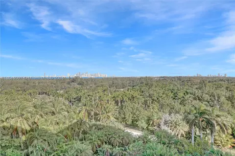 155 Ocean Lane Dr #902, Key Biscayne, FL 33149