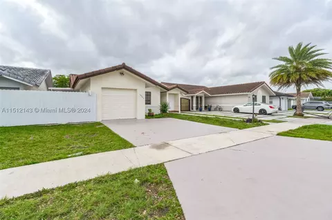 14984 SW 58th St, Miami, FL 33193