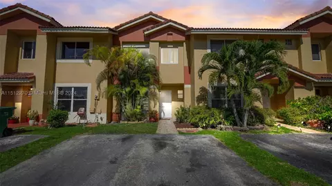 5241 NW 190th St, Miami Gardens, FL 33055
