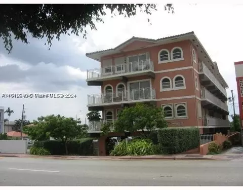 Undisclosed, Surfside, FL 33154
