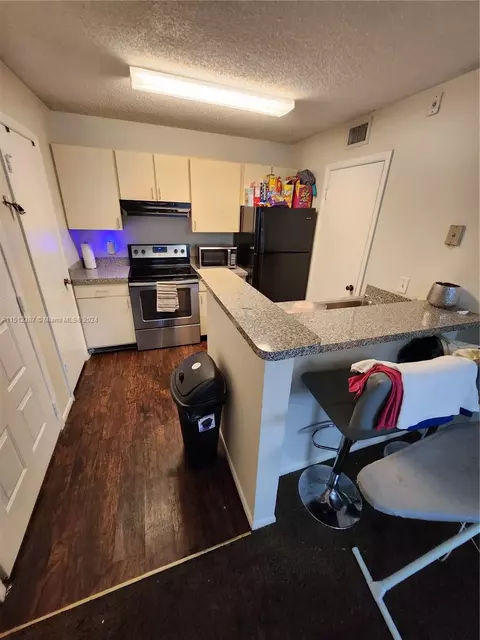 4581 W Mcnab Rd #31, Pompano Beach, FL 33069