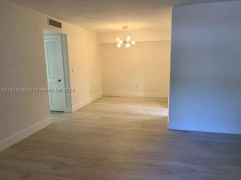 1205 Mariposa Ave #207, Coral Gables, FL 33146