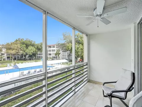 2601 NW 48th Ter #252, Lauderdale Lakes, FL 33313