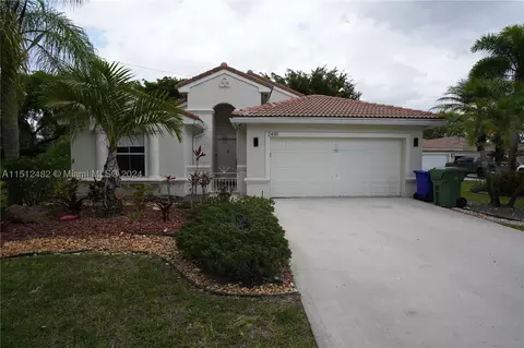 2491 NW 184th Ter, Pembroke Pines, FL 33029