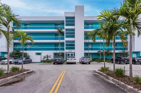 652 NE 63rd St #105, Miami, FL 33138
