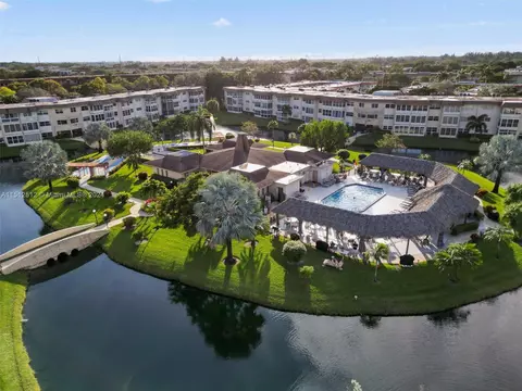 3405 NW 48th Ave #511, Lauderdale Lakes, FL 33319