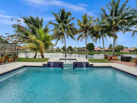 16166 NW 13th St, Pembroke Pines, FL 33028