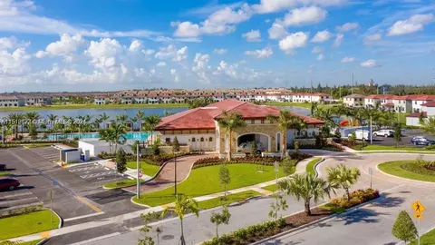 10820 W 33rd Way, Hialeah, FL 33018 photo 25