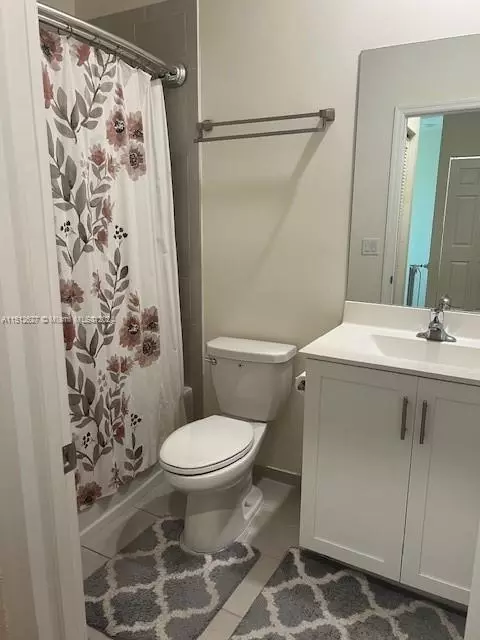 10820 W 33rd Way, Hialeah, FL 33018 photo 20