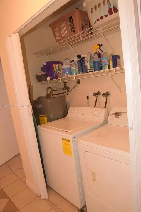 6758 NW 199th St, Hialeah, FL 33015 photo 27