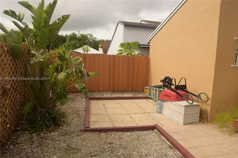 6758 NW 199th St, Hialeah, FL 33015 photo 37