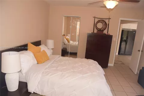 6758 NW 199th St, Hialeah, FL 33015 photo 14