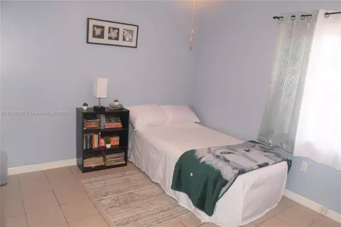 6758 NW 199th St, Hialeah, FL 33015 photo 20