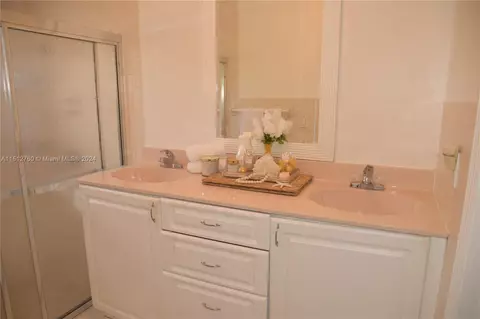6758 NW 199th St, Hialeah, FL 33015 photo 15