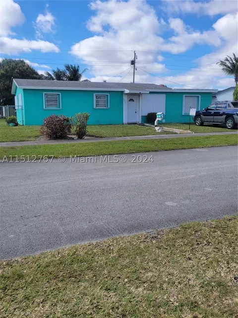 15110 Polk St, Miami, FL 33176