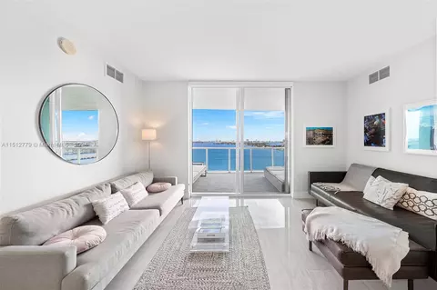 1900 N Bayshore Dr #2101, Miami, FL 33132