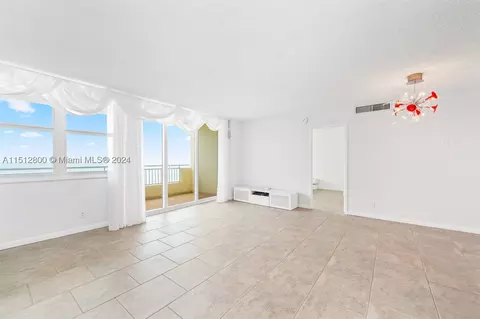 3180 S Ocean Dr #1414, Hallandale Beach, FL 33009