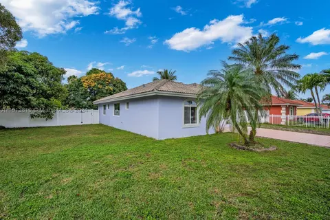 20400 NW 17th Ave, Miami Gardens, FL 33056