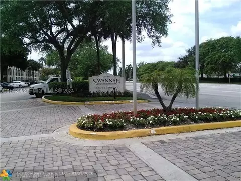875 Riverside Dr #723, Coral Springs, FL 33071