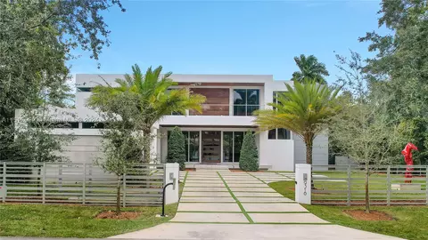 9316 SW 69th Ct, Pinecrest, FL 33156