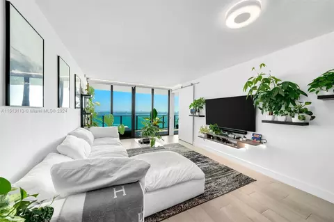 3131 NE 7th Ave #4104, Miami, FL 33137