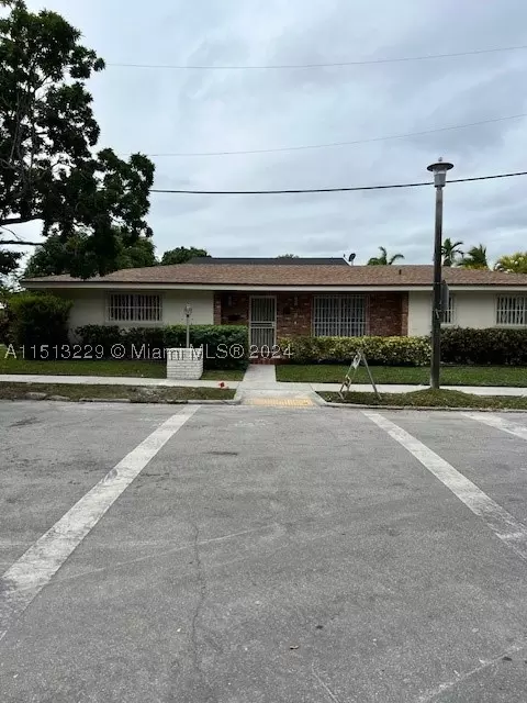 1190 SW 19th Ave, Miami, FL 33135
