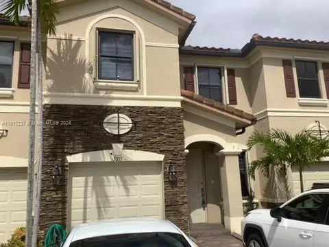 3355 W 90th Ter, Hialeah, FL 33018