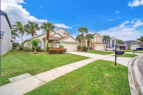 22604 Middletown Dr, Boca Raton, FL 33428