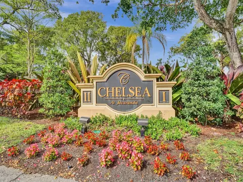 9421 N Chelsea Dr N, Plantation, FL 33324