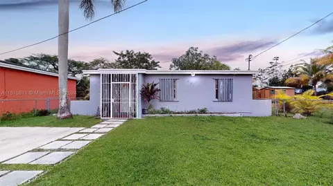 421 SW 8th Ave, Homestead, FL 33030