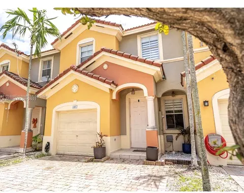 8467 SW 166th Pl, Miami, FL 33193