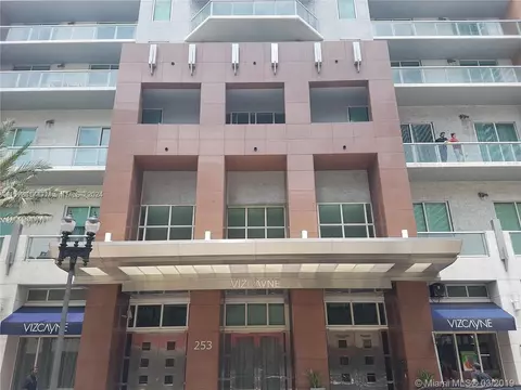 253 NE 2nd St #609, Miami, FL 33132