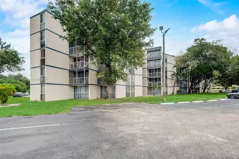 7165 NW 186th St #A402, Hialeah, FL 33015