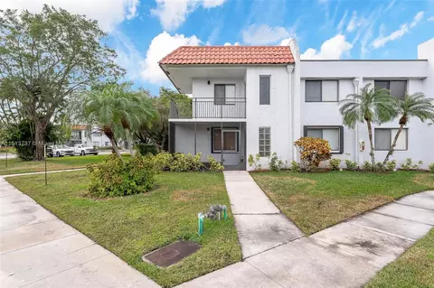 304 Racquet Club Rd #101, Weston, FL 33326