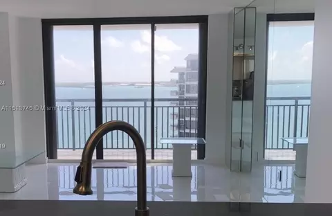 540 Brickell Key Dr #1217, Miami, FL 33131