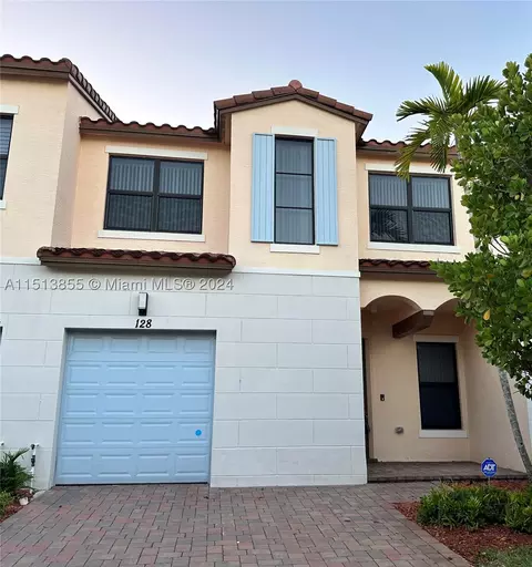 128 NW 209th Trl, Pembroke Pines, FL 33029