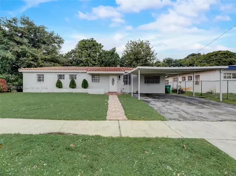 2030 NW 185th Ter, Miami Gardens, FL 33056