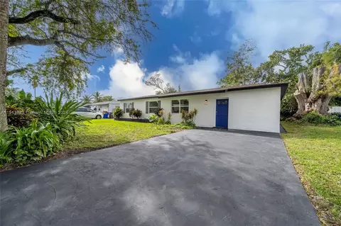 1531 SW 67th Ave, North Lauderdale, FL 33068