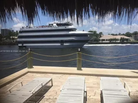 3177 S Ocean Dr #226, Hallandale Beach, FL 33009