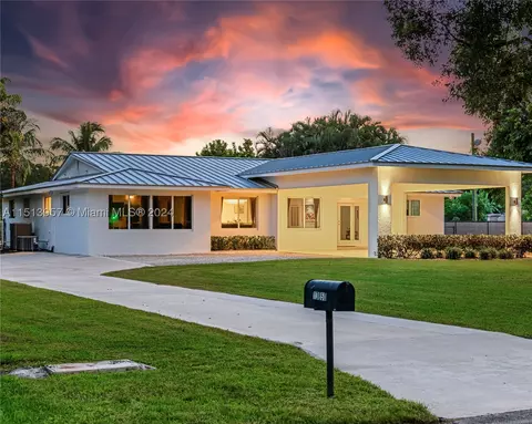 13850 SW 18th Ct, Davie, FL 33325