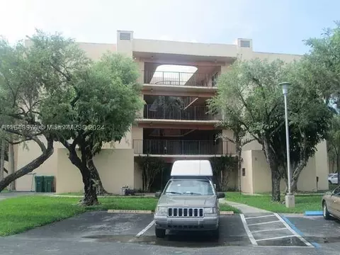 8500 SW 133rd Ave Rd #304, Miami, FL 33183