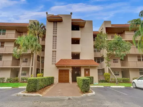 1931 Sabal Palm Dr #205, Davie, FL 33324