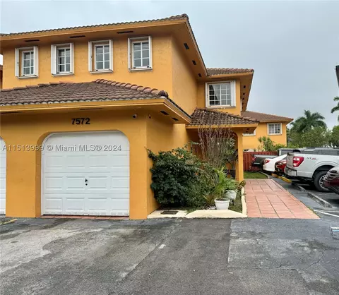 7572 NW 176th St #7572, Hialeah, FL 33015