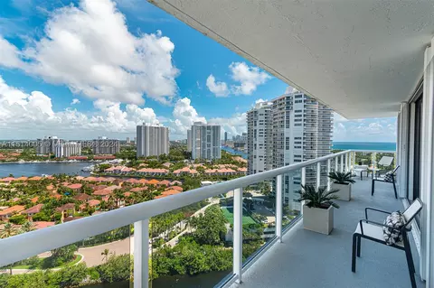 20505 E Country Club Dr #2231, Aventura, FL 33180