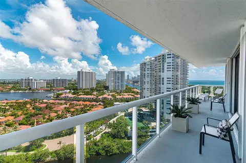 20505 E Country Club Dr #2231, Aventura, FL 33180