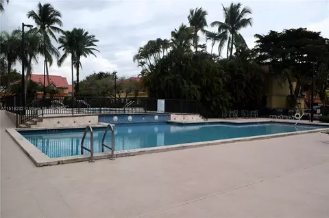 18318 NW 68th Ave #E, Hialeah, FL 33015 photo 12