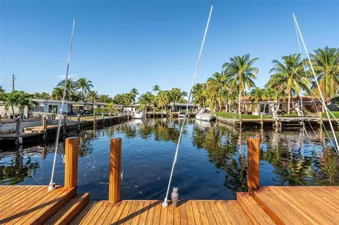 301 E Mcnab Rd #113, Pompano Beach, FL 33060