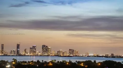 6039 Collins Ave #1530, Miami Beach, FL 33140