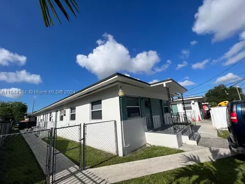 2140 NW 24th St, Miami, FL 33142